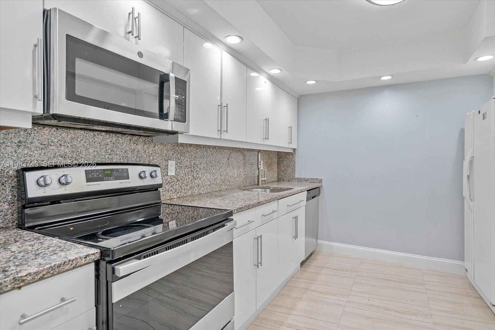 2049 S Ocean Drive 210, Hallandale Beach, FL 33009 photo 6