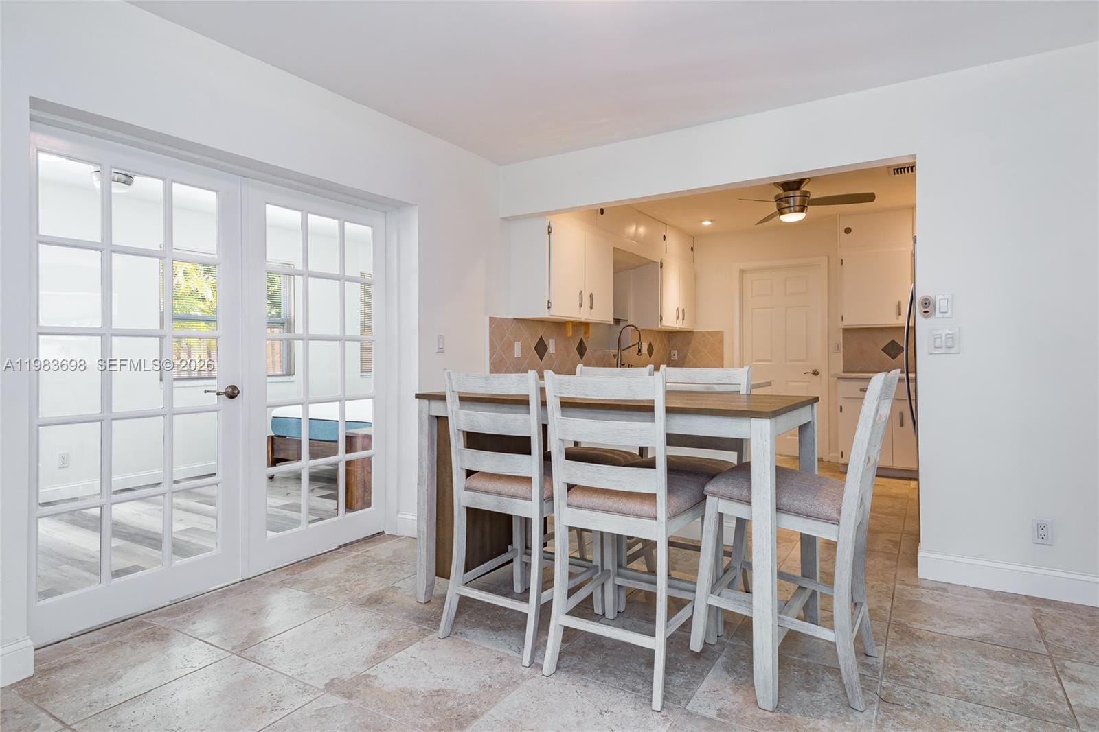 505 Heron Drive — photo 8