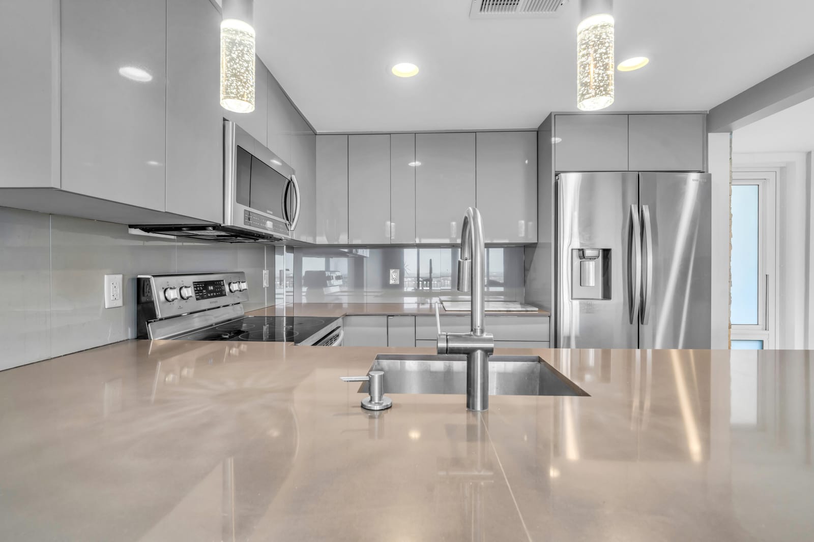 2611 N Riverside Drive 1004, Pompano Beach, FL 33062 photo 4