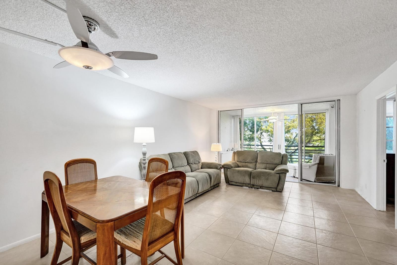 9531 Seagrape Drive 305, Davie, FL 33324 photo 13