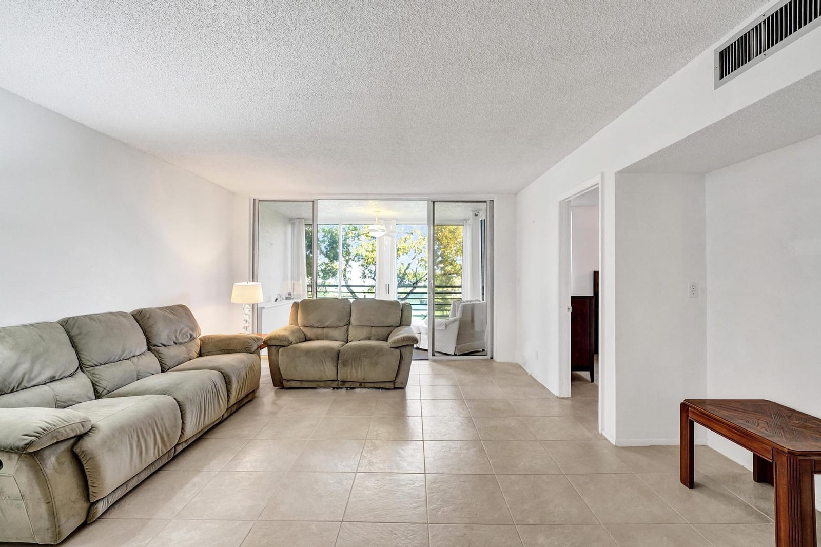 9531 Seagrape Drive 305, Davie, FL 33324 photo 18