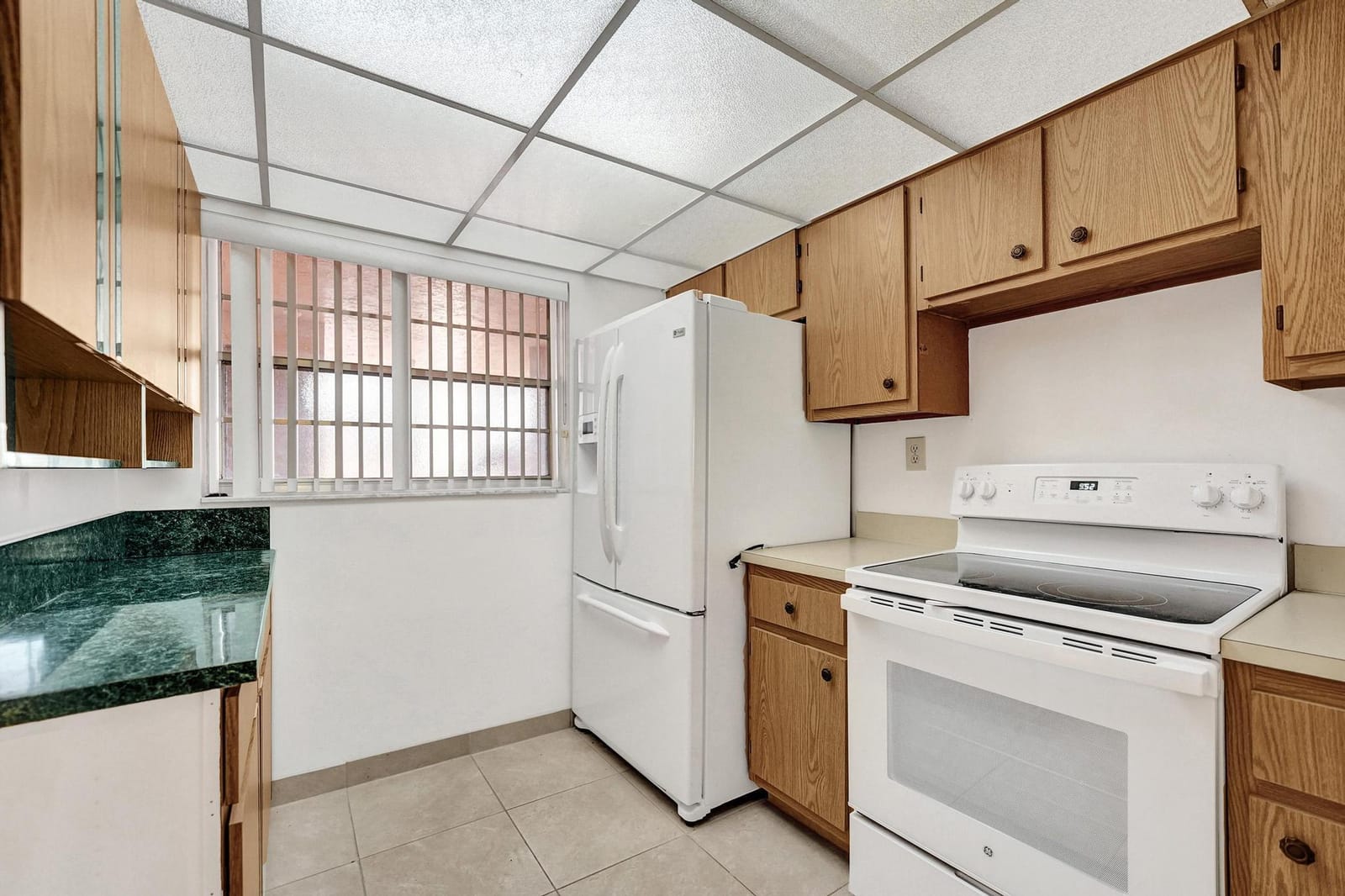 9531 Seagrape Drive 305 — photo 6