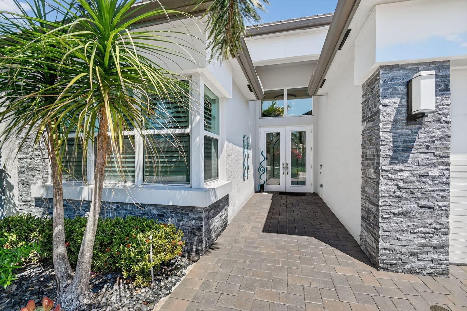 9193 Seahorse Bay Drive, Boynton Beach, FL 33473 photo 5