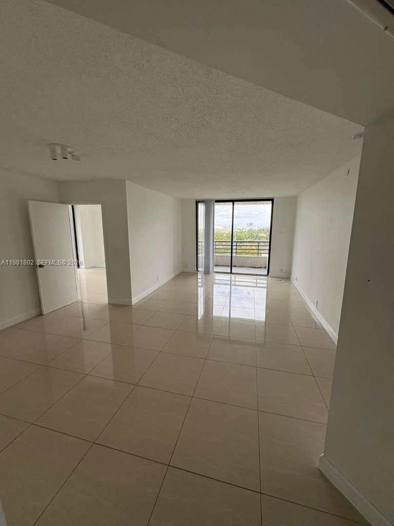 3300 NE 191st Street 801, Aventura, FL 33180 photo 3