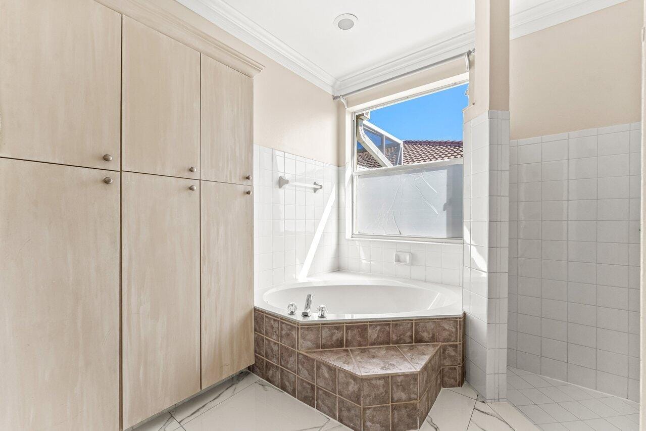 5872 NW 73rd Court — photo 12