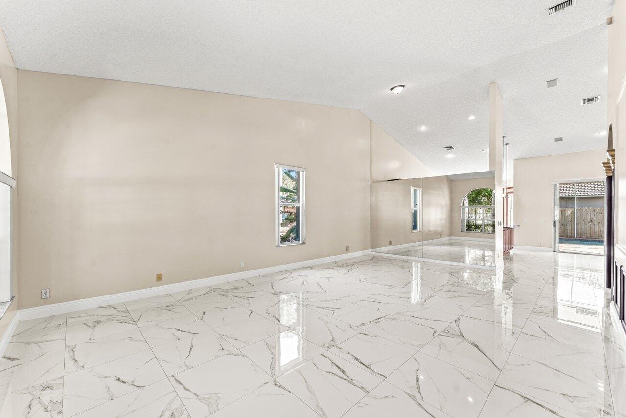 5872 NW 73rd Court — photo 5