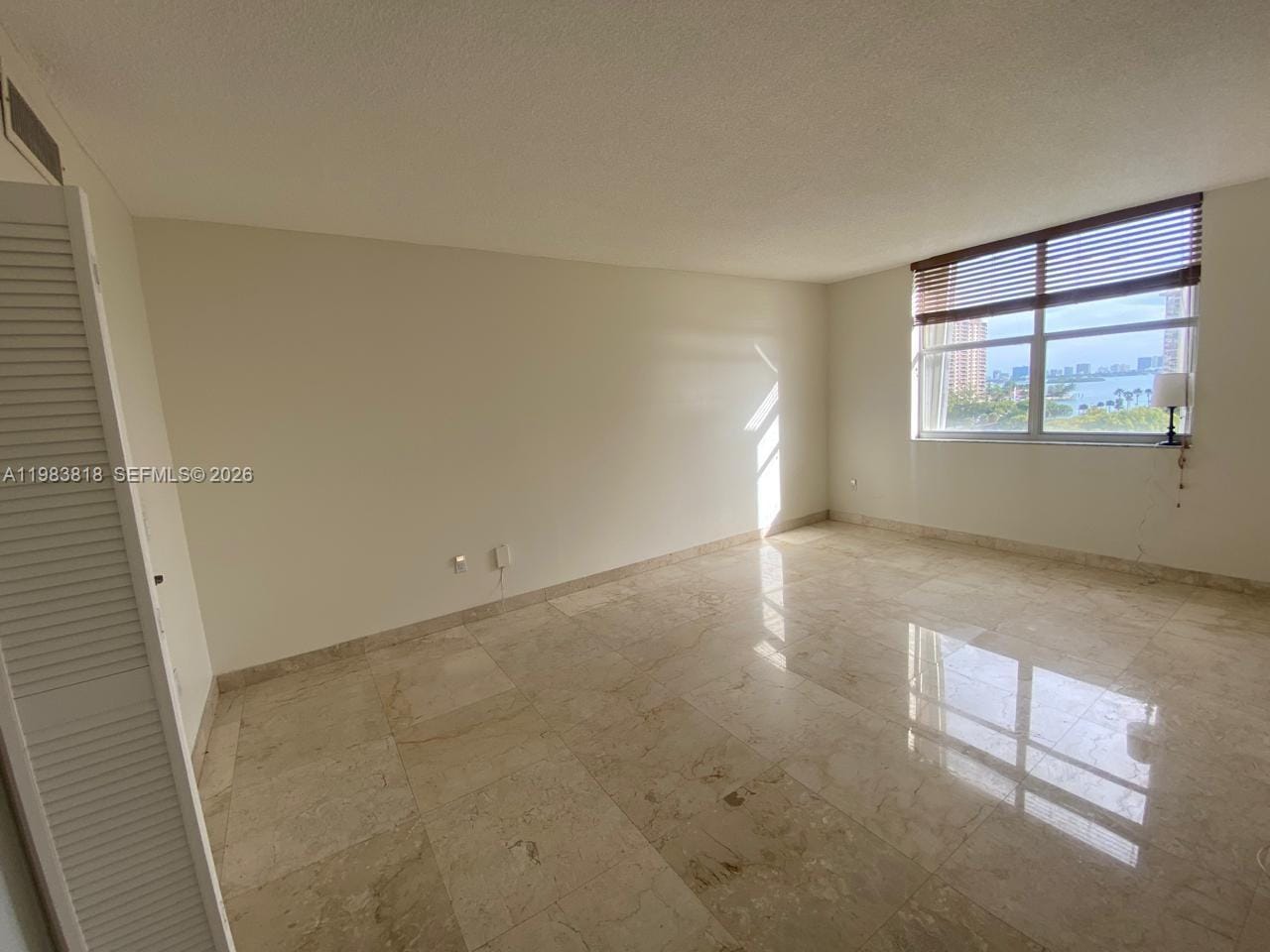 11111 Biscayne Boulevard 8F, Miami, FL 33181 photo 16