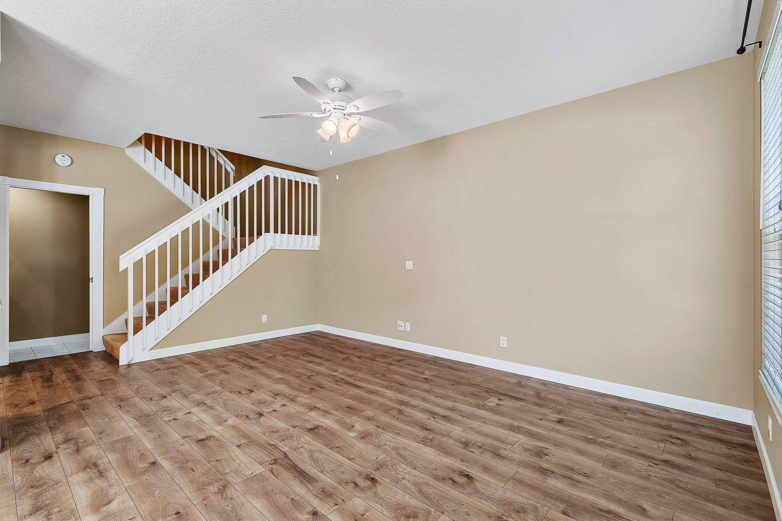 272 Iris Drive, Jupiter, FL 33458 photo 5