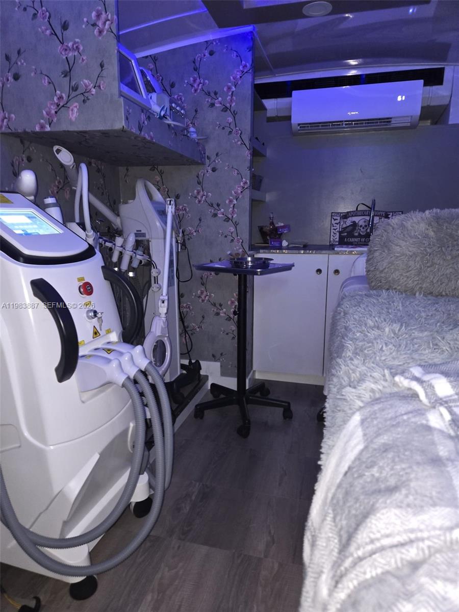 MOVIL SPA SW Movil Spa For Sale, Miami, FL 33145, Miami