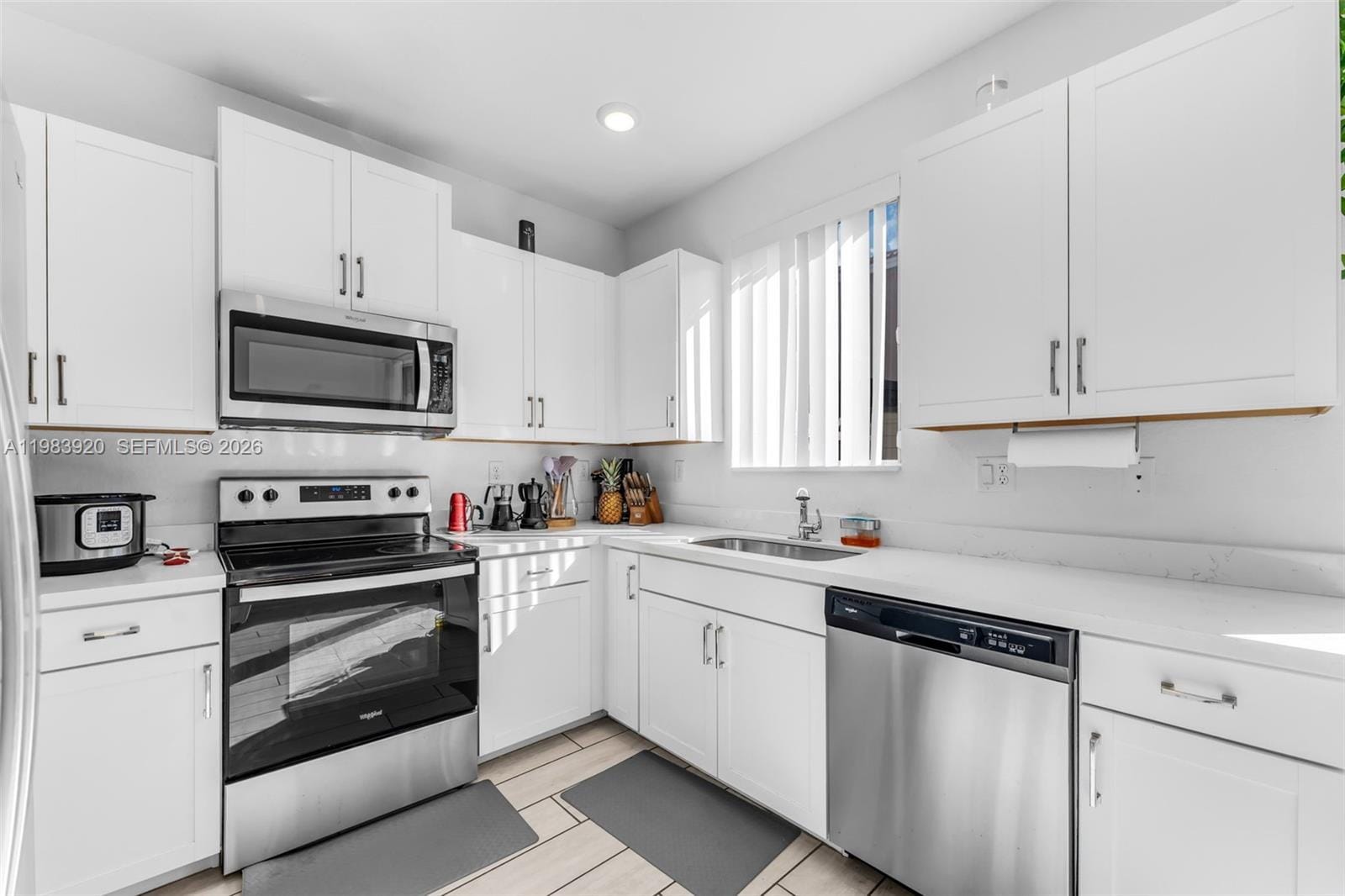 1056 SE 24th Avenue — photo 7