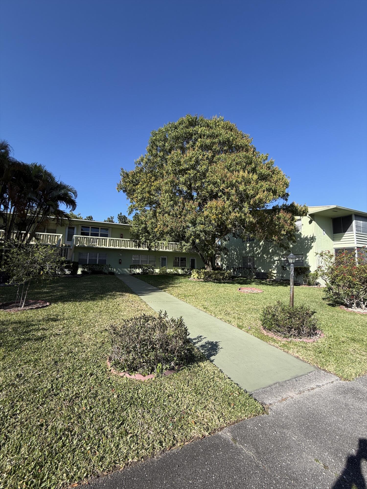 64 Norwich C, West Palm Beach, FL 33417, West Palm Beach