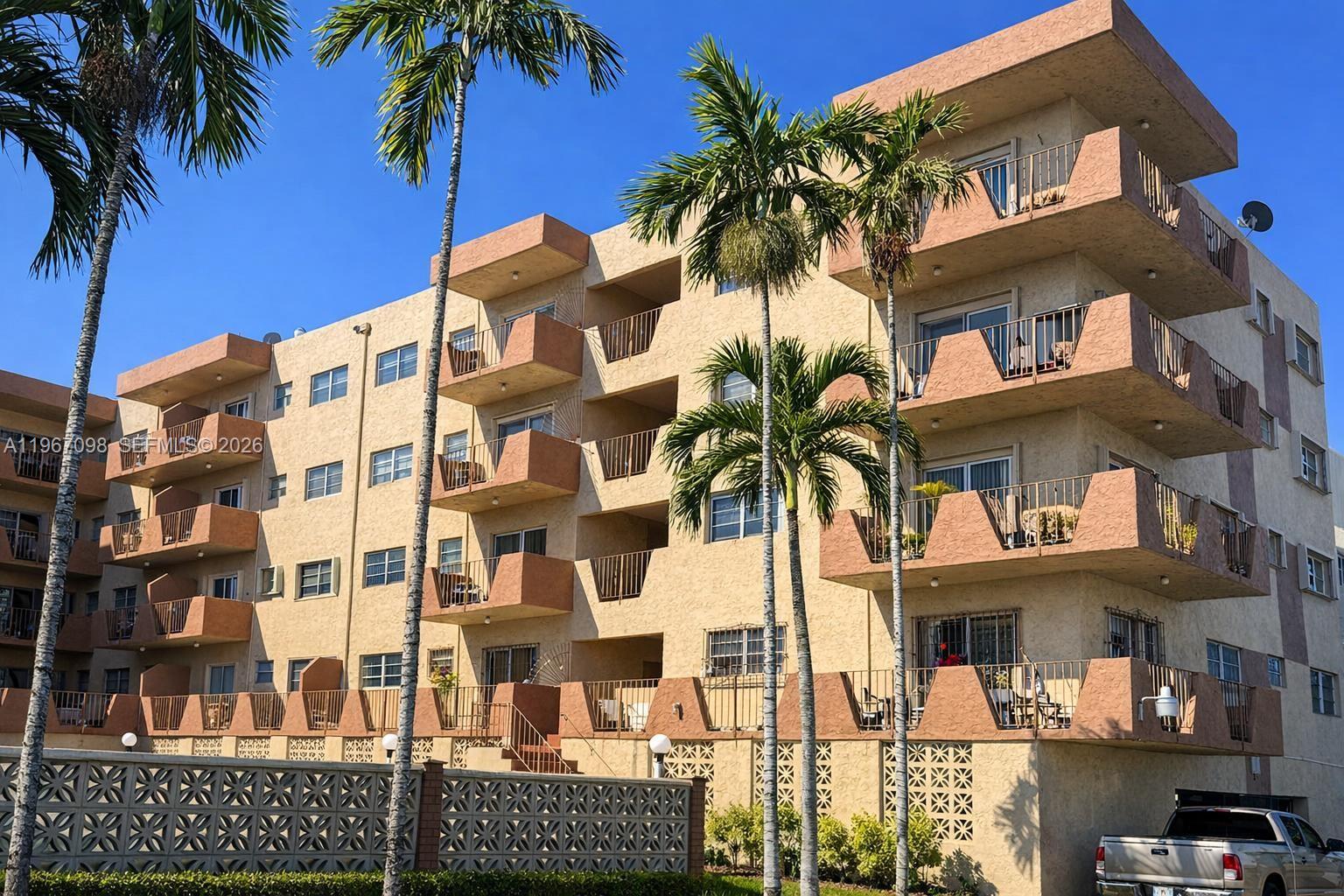1630 W 46th Street 514B, Hialeah, FL 33012, Hialeah