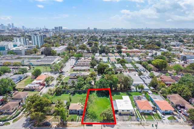 1922 NW 33rd Street, Miami, FL 33142