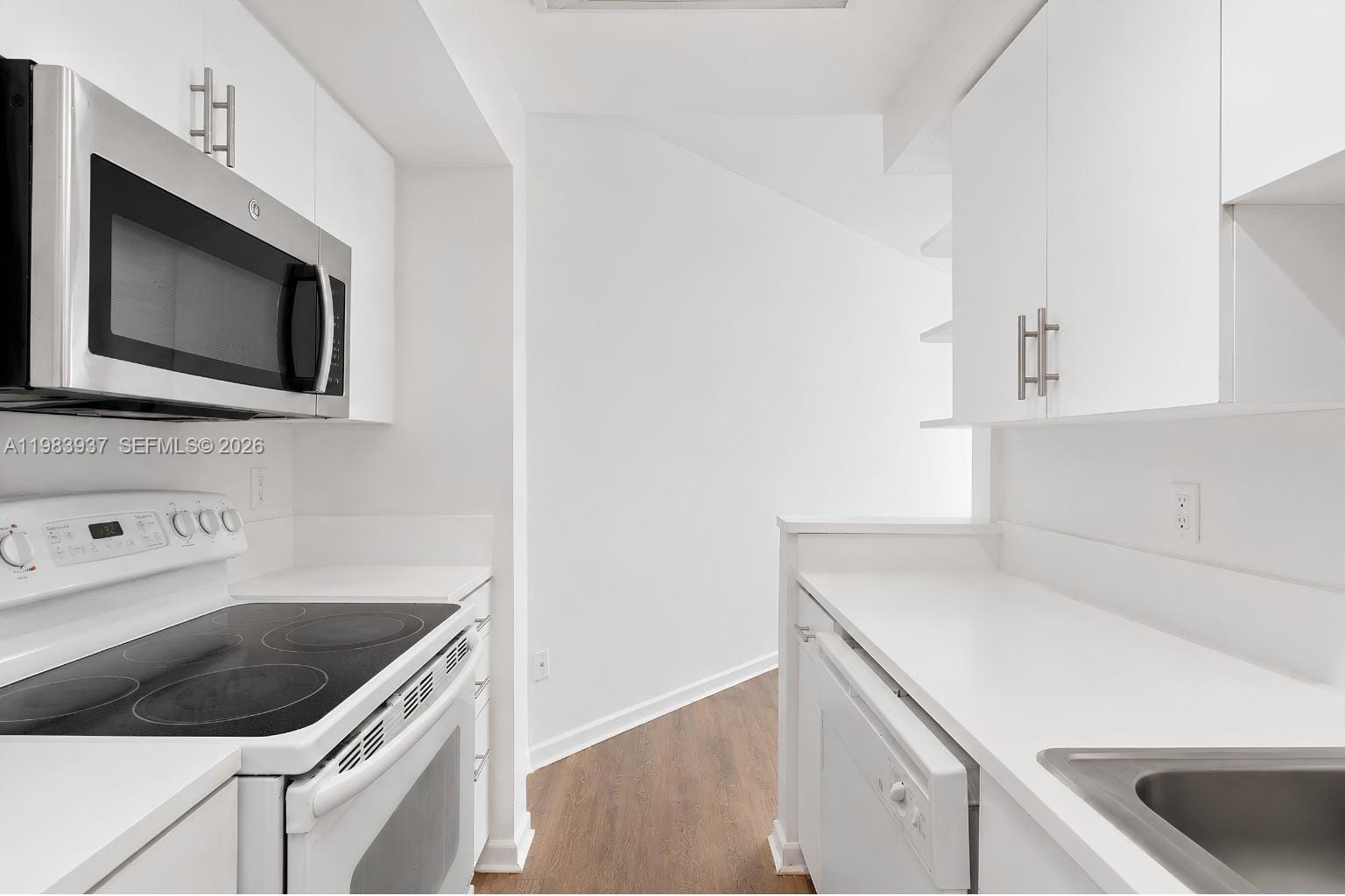 1185 Marseille Drive 202, Miami Beach, FL 33141 photo 12