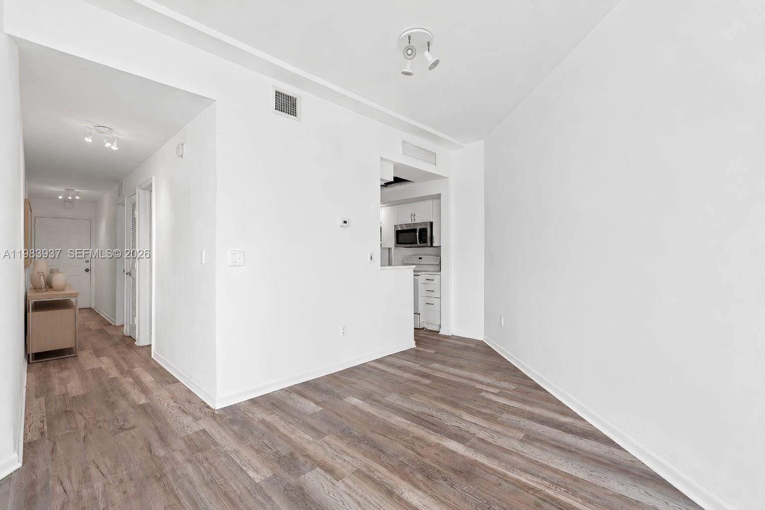 1185 Marseille Drive 202, Miami Beach, FL 33141 photo 9
