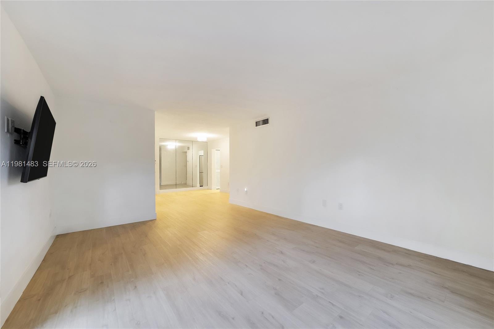 1205 Mariposa Avenue 326, Coral Gables, FL 33146 photo 18