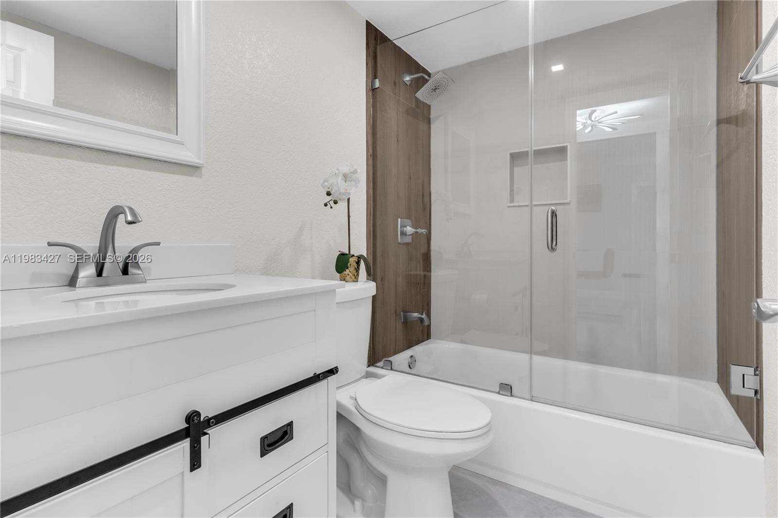6701 NW 169th Street B303, Hialeah, FL 33015 photo 14