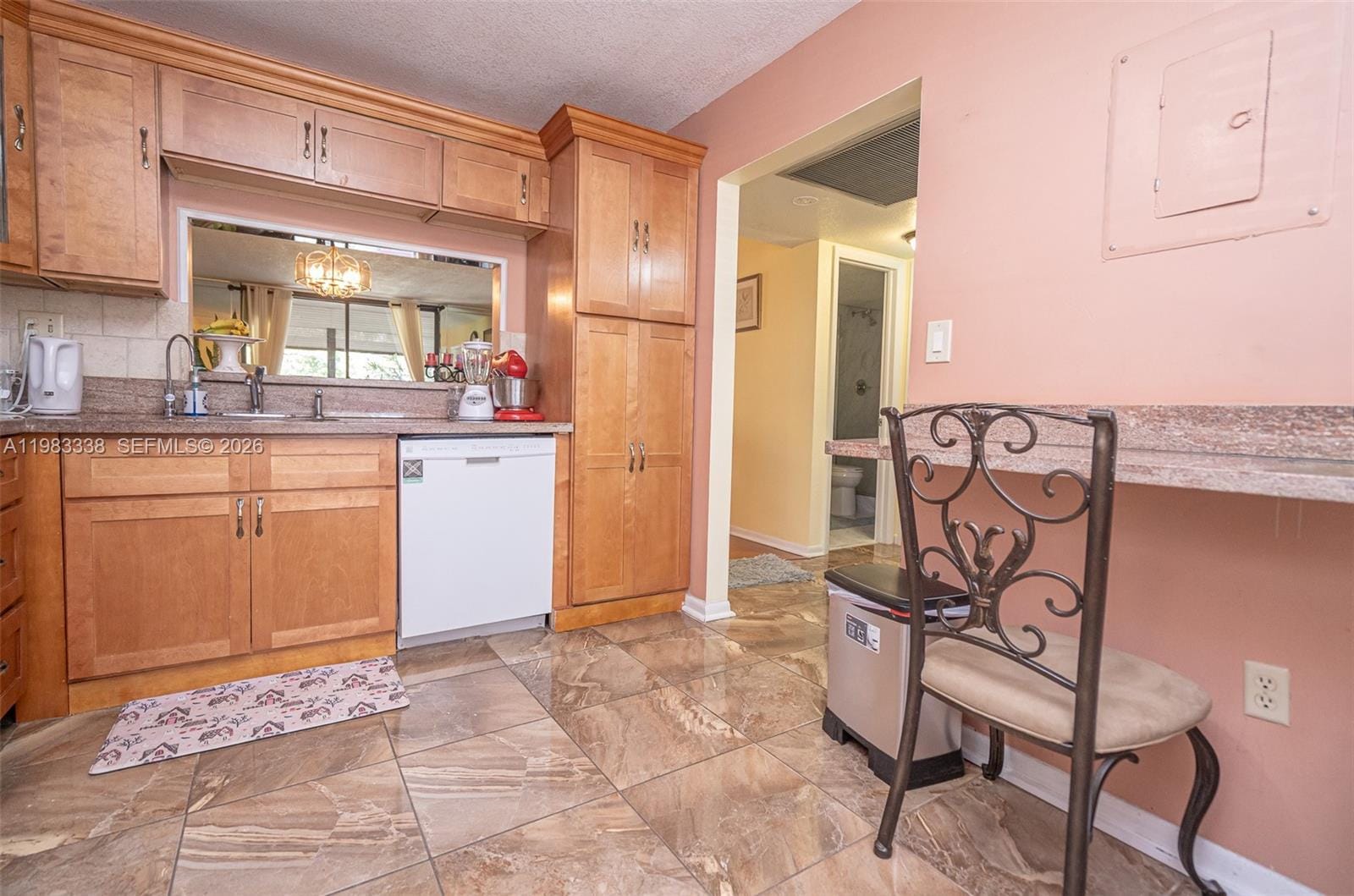 1000 Colony Point Circle 203, Pembroke Pines, FL 33026 photo 22