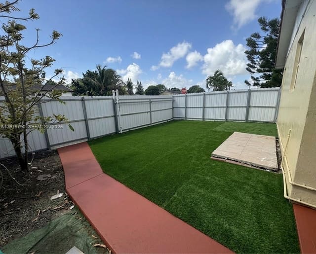 20221 SW 112th Court 2, Miami, FL 33189