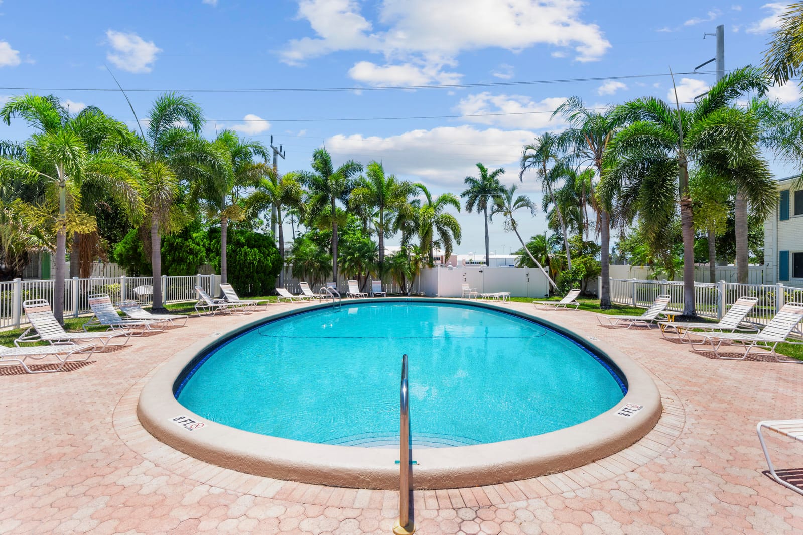1821 NE 62nd Street 326, Fort Lauderdale, FL 33308