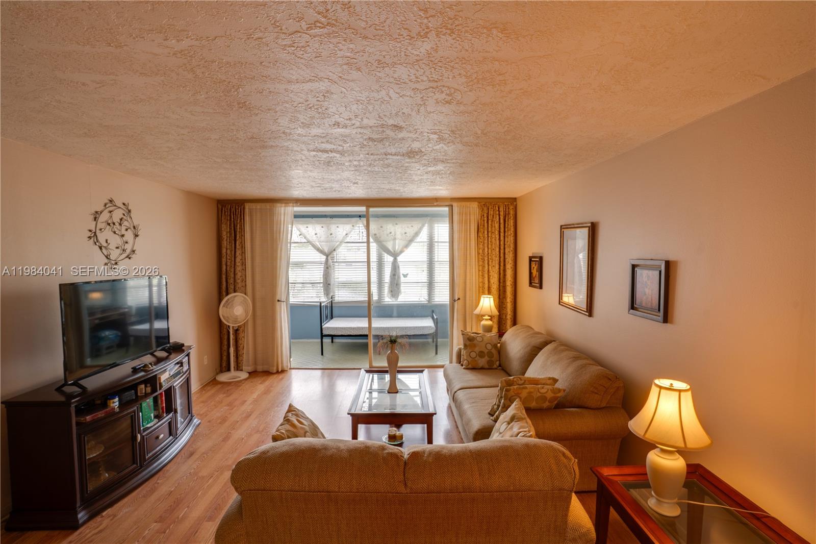 2841 Somerset Drive 318, Lauderdale Lakes, FL 33311, Lauderdale Lakes