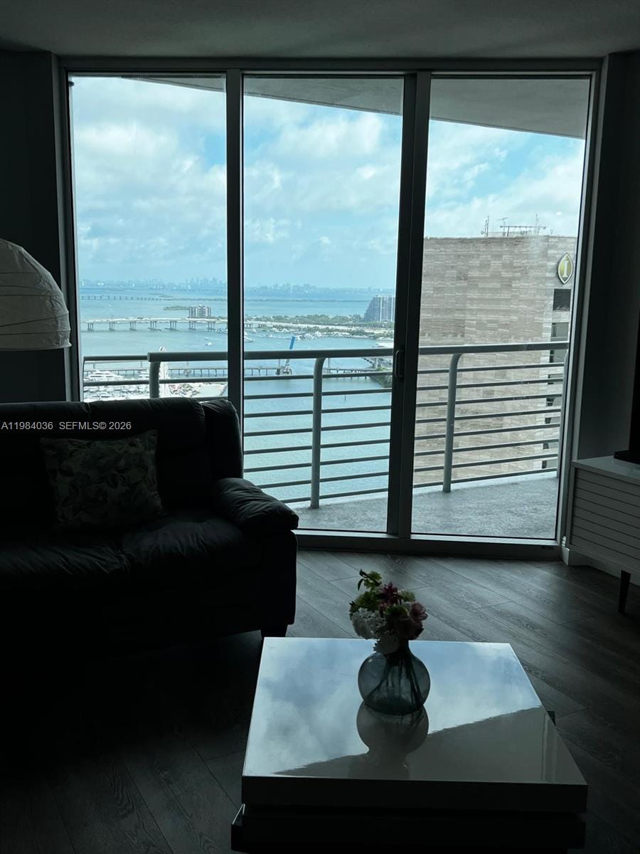 325 S Biscayne Boulevard 3718, Miami, FL 33131 photo 15