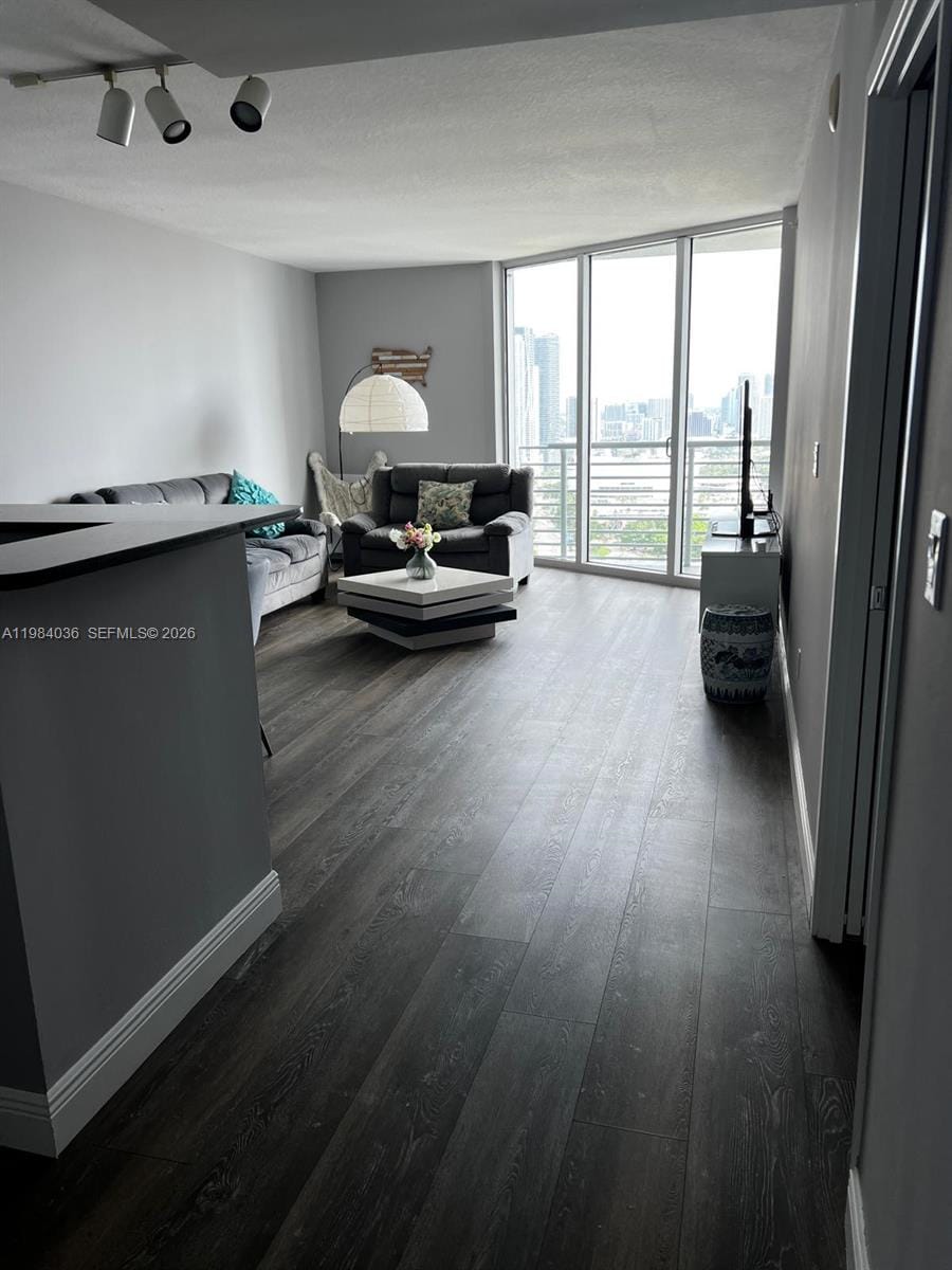 325 S Biscayne Boulevard 3718, Miami, FL 33131 photo 18