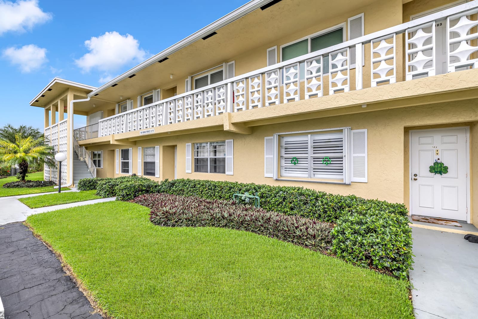 1061 Orange Terrace 101, Delray Beach, FL 33445 photo 3
