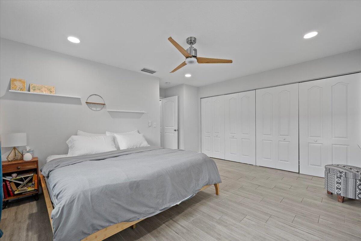 208 Sandpiper Avenue, Royal Palm Beach, FL 33411 photo 20