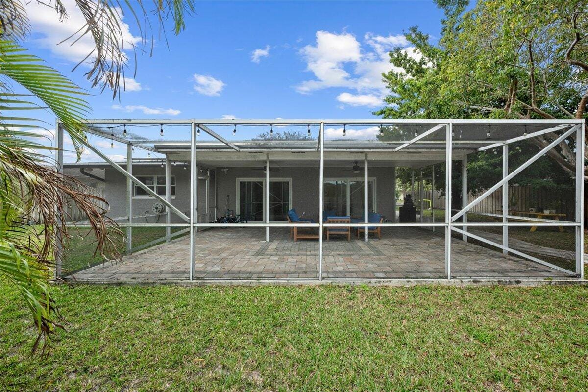 208 Sandpiper Avenue, Royal Palm Beach, FL 33411 photo 25