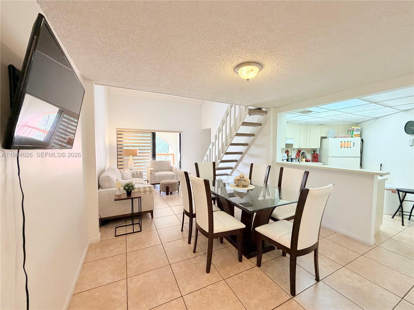 10233 NW 9 Street 2061, Miami, FL 33172, Miami