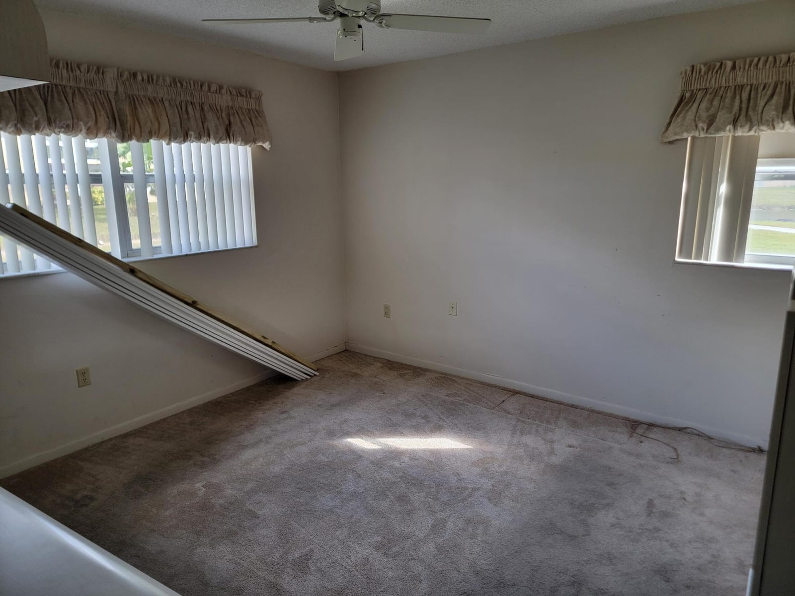 8950 Sunrise Lakes Boulevard 112, Sunrise, FL 33322 photo 13
