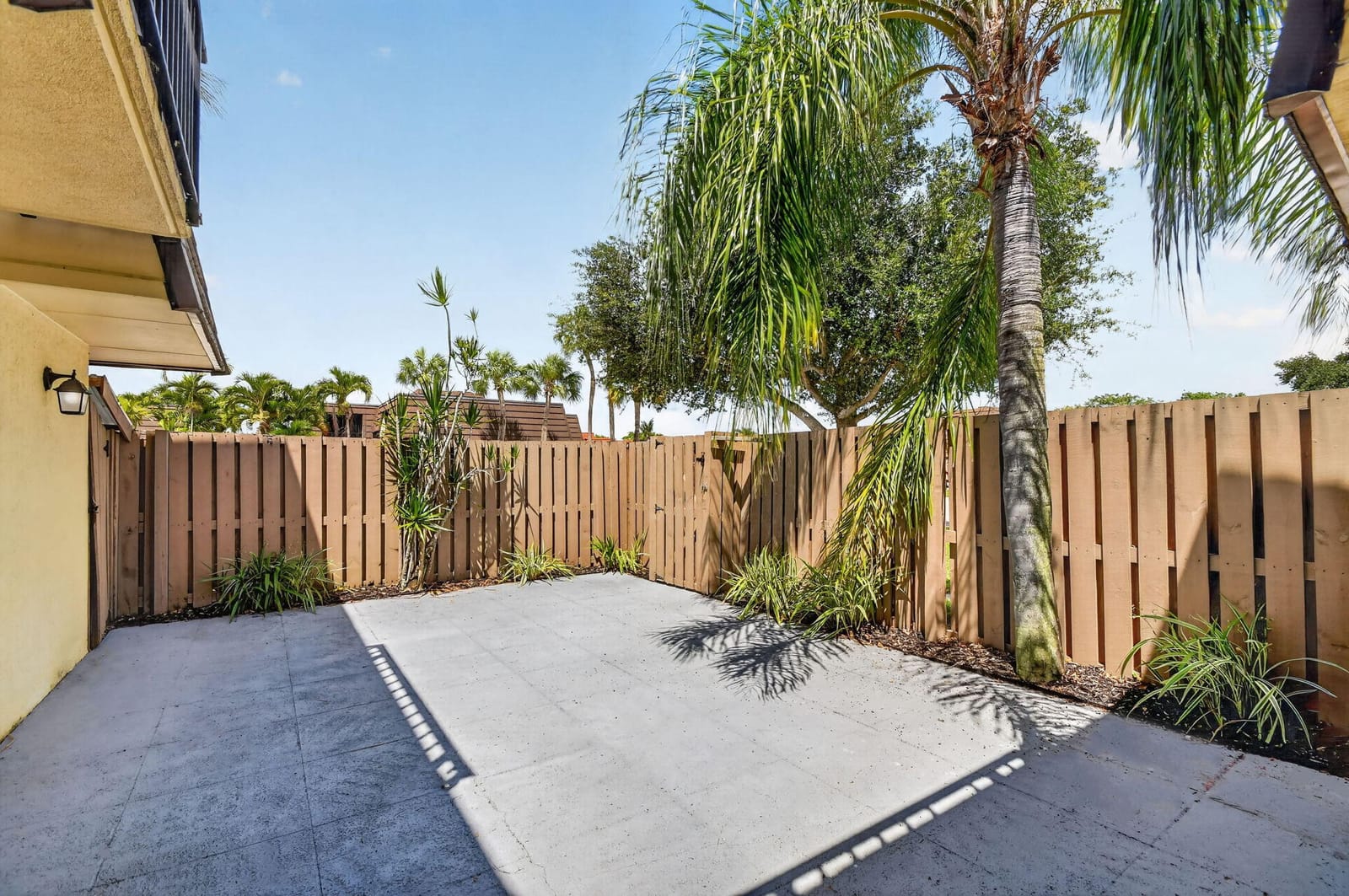 904 9th Court, Palm Beach Gardens, FL 33410 photo 4