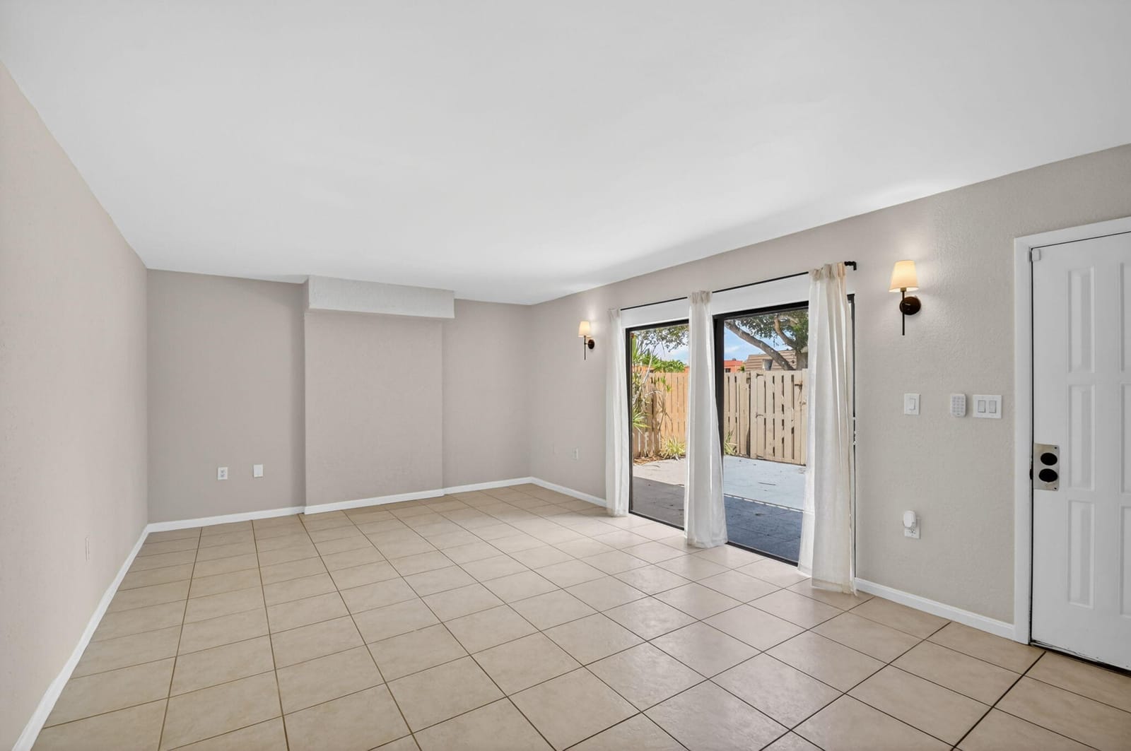 904 9th Court, Palm Beach Gardens, FL 33410 photo 5