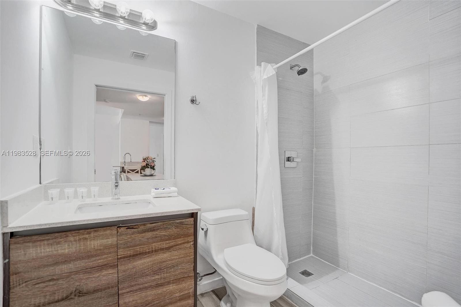481 NE 29th Street 702, Miami, FL 33137 photo 16