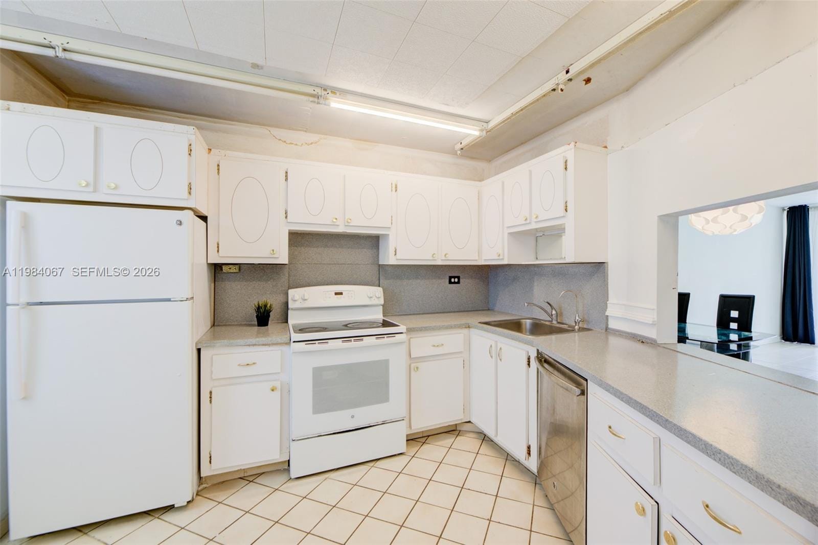1680 NE 191st Street 1072, Miami, FL 33179 photo 16