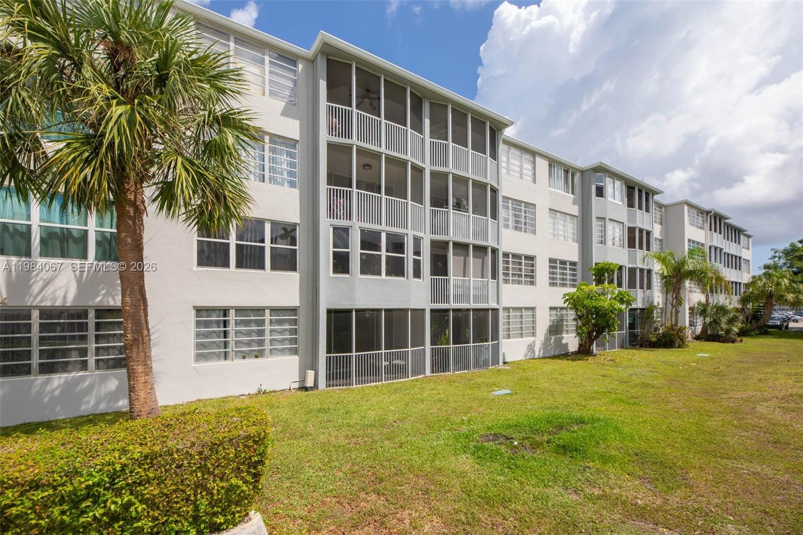 1680 NE 191st Street 1072, Miami, FL 33179 photo 30