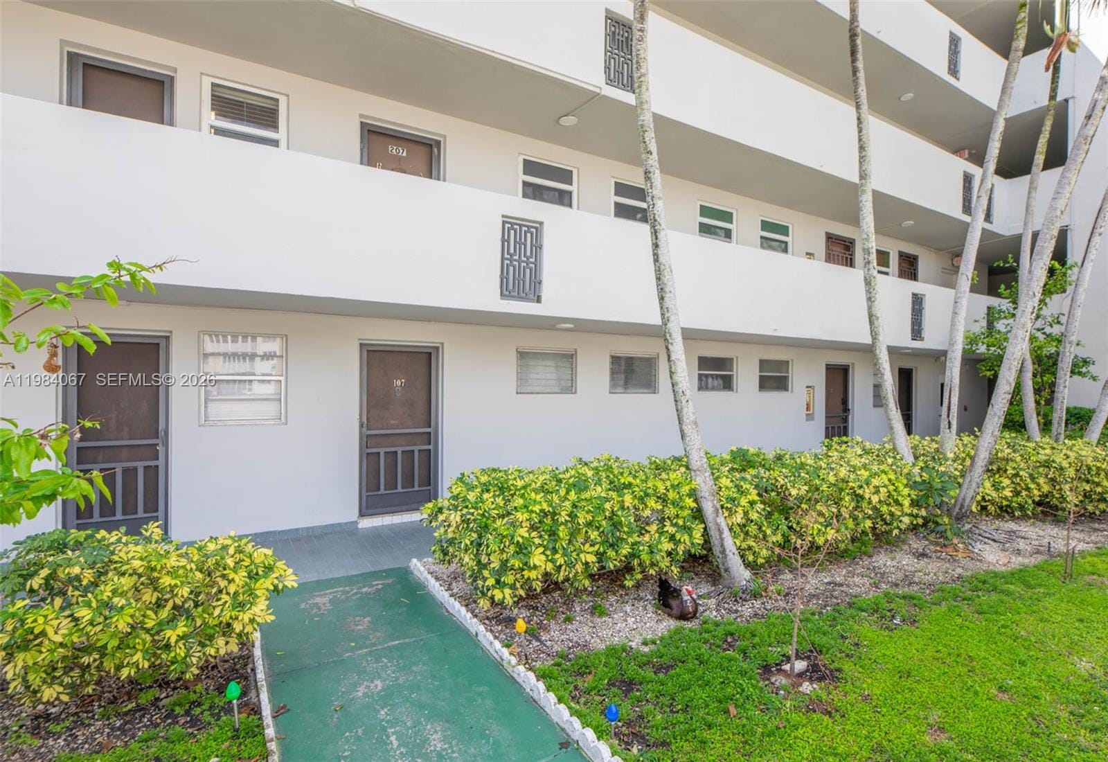 1680 NE 191st Street 1072, Miami, FL 33179 photo 4