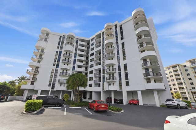 1355 Ocean Boulevard, Pompano Beach, FL