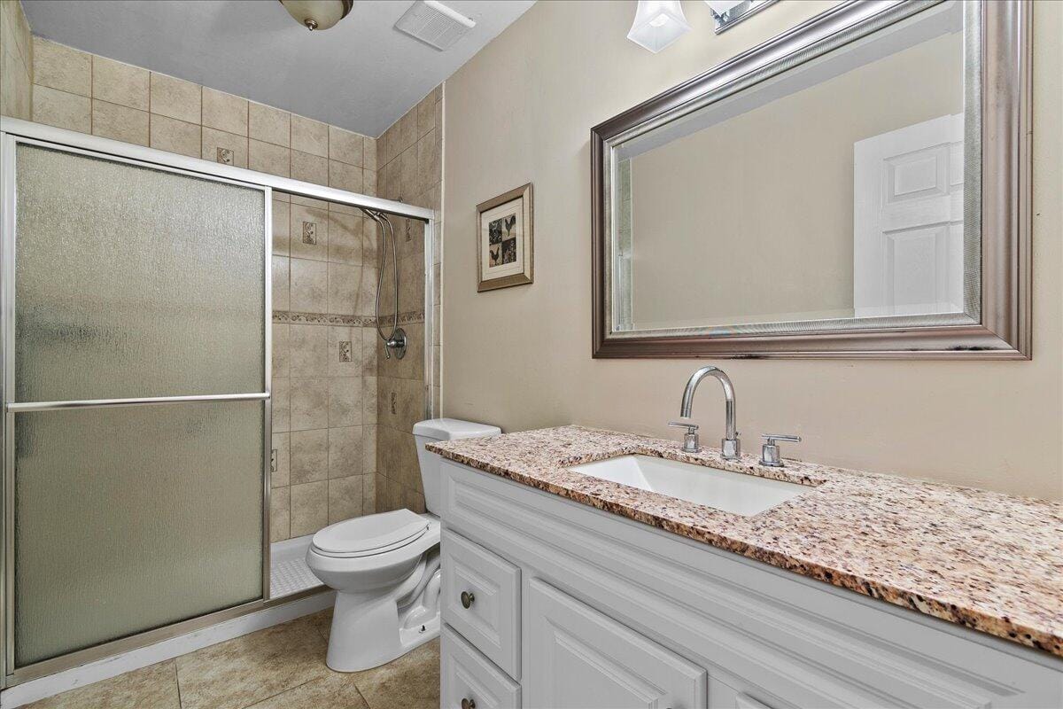 162 Lake Susan Lane, West Palm Beach, FL 33411 photo 16