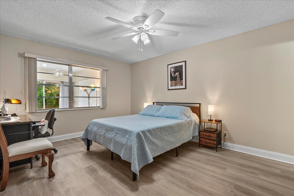 162 Lake Susan Lane, West Palm Beach, FL 33411 photo 17