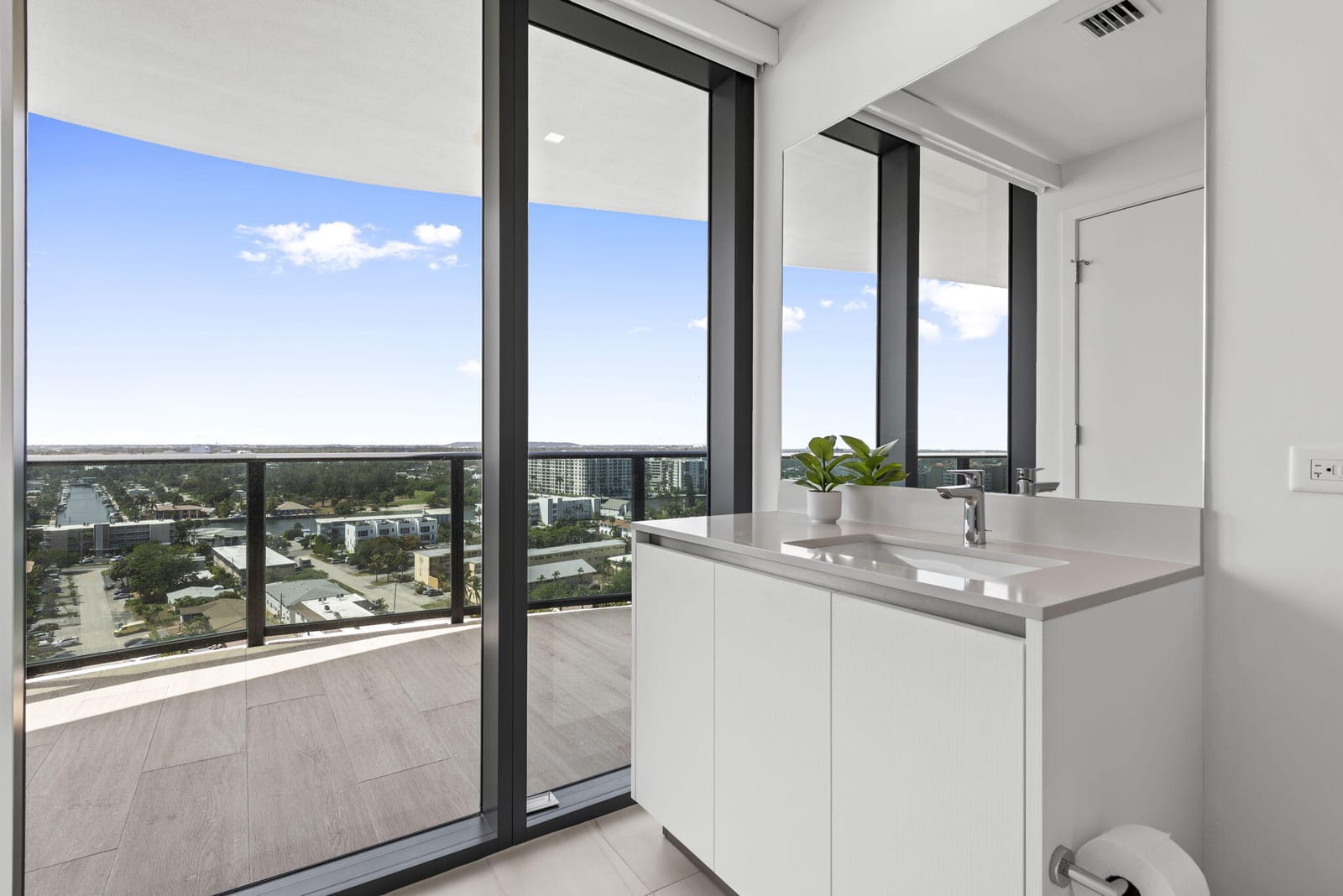900 N Ocean Boulevard 1501, Pompano Beach, FL 33062 photo 22