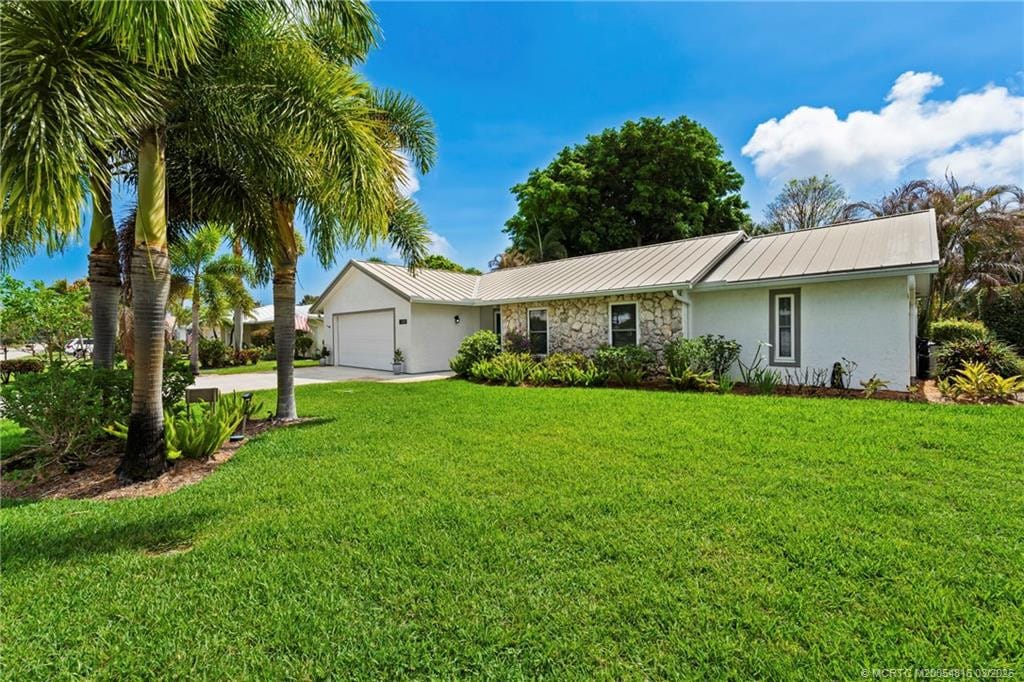 3160 SE Gran Via Way, Stuart, FL 34996 photo 2