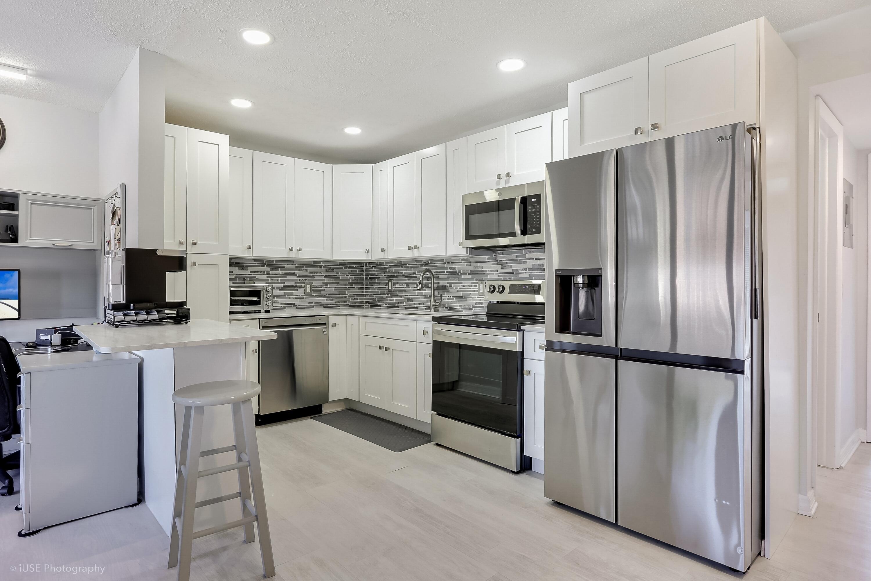 94 Hastings F, West Palm Beach, FL 33417, West Palm Beach