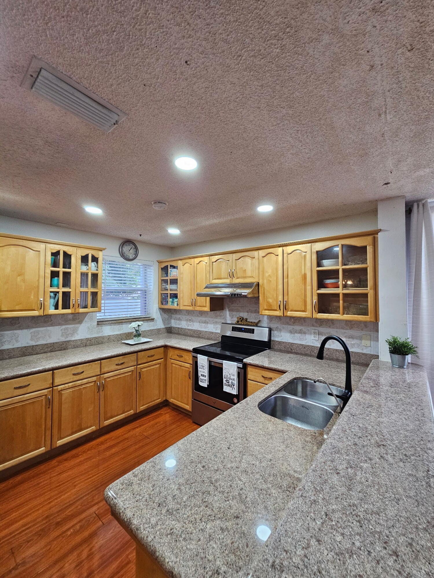 12028 NW 13th Street, Pembroke Pines, FL 33026 photo 16