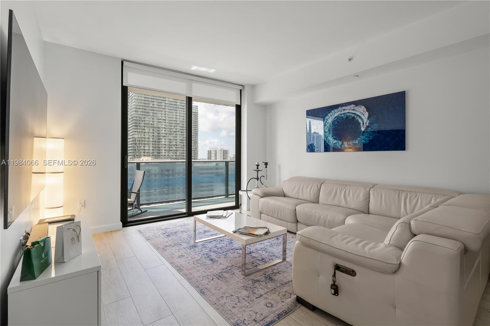 45 SW 9th Street 1405 — photo 11
