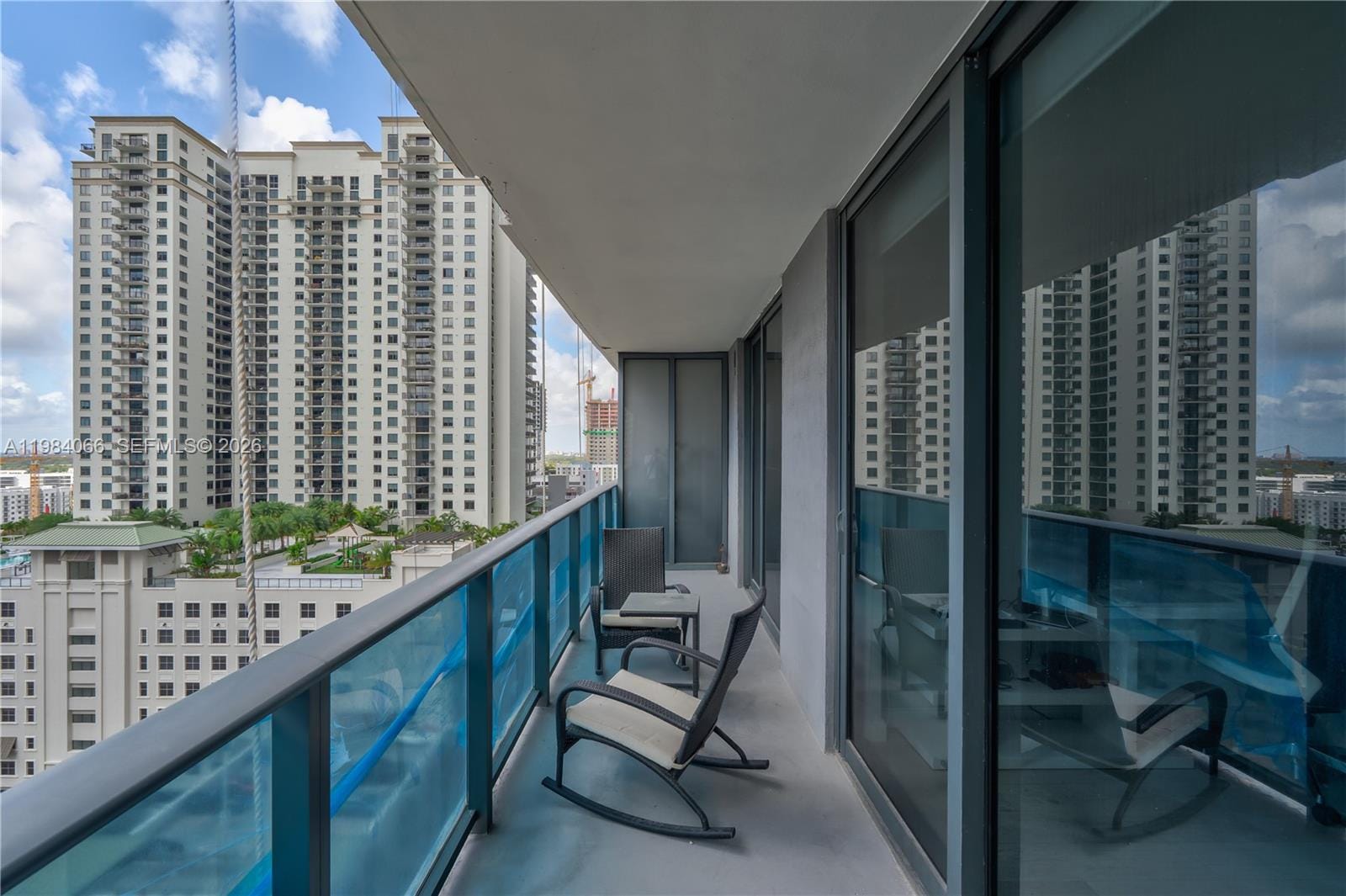 45 SW 9th Street 1405 — photo 12