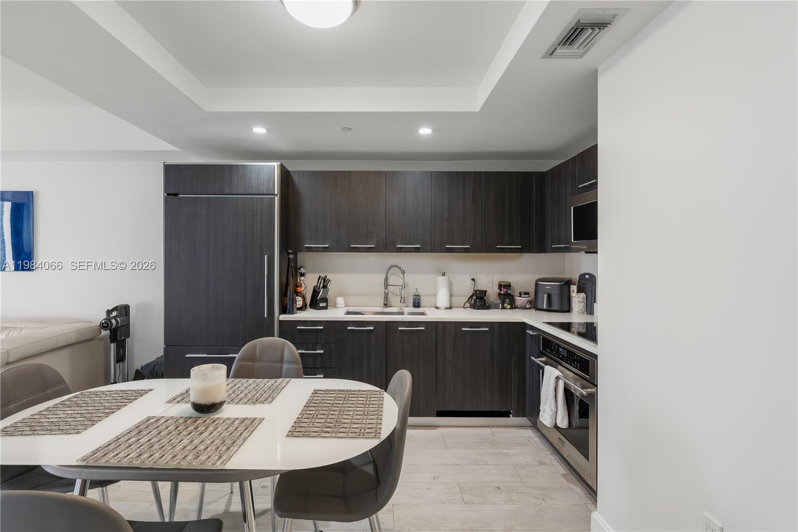 45 SW 9th Street 1405 — photo 8