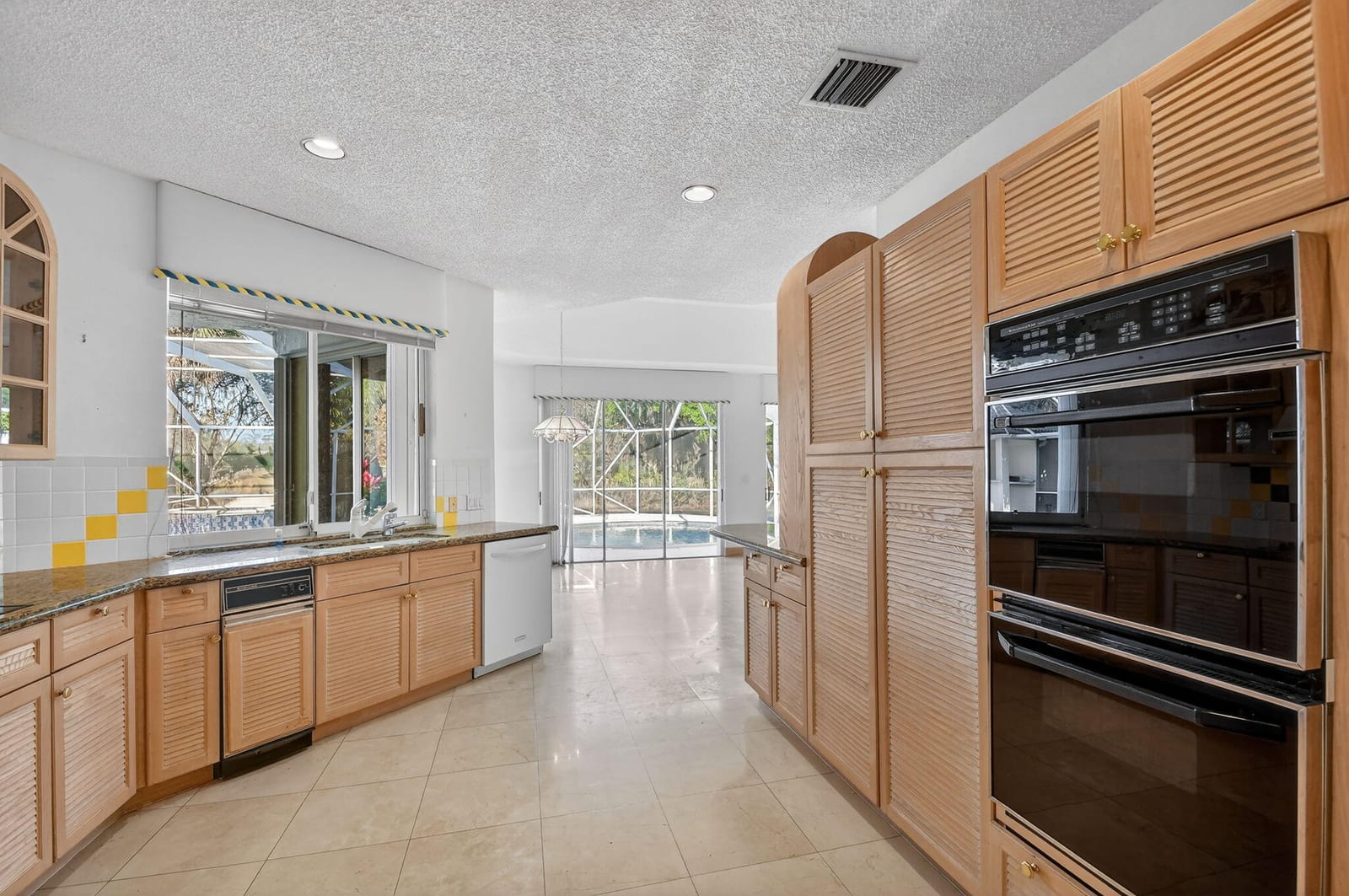 1711 Breakers West Boulevard — photo 8