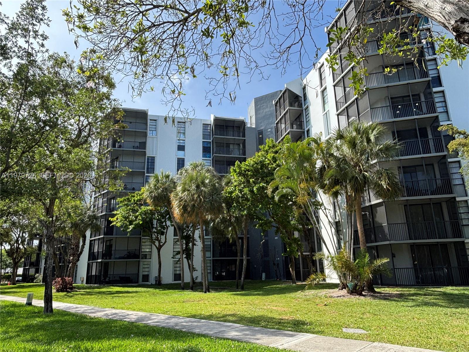 3301 N Country Club Drive 211, Aventura, FL 33180, Aventura